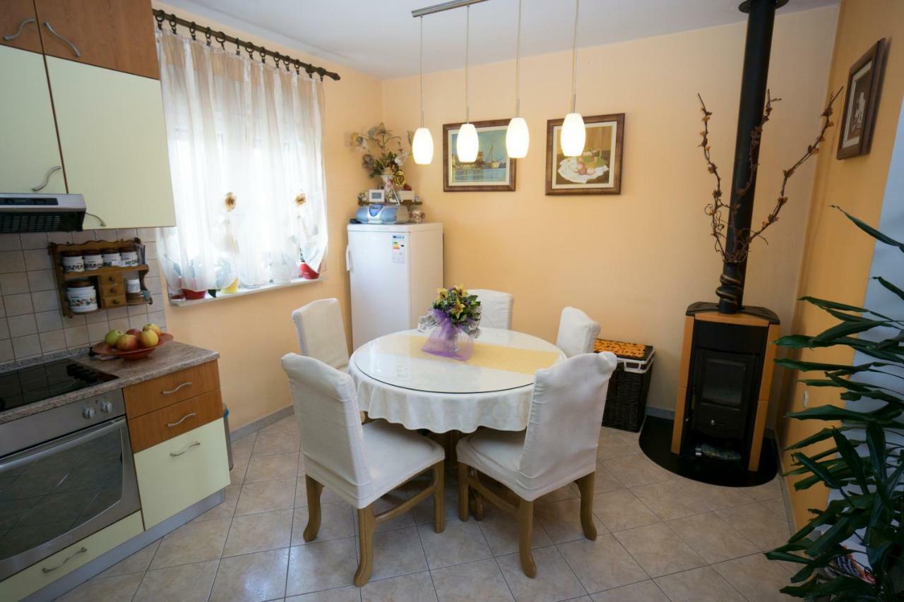 Apartman Barbi Appartamento Spalato Esterno foto