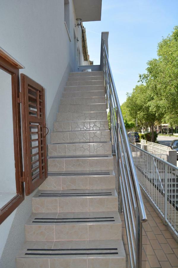 Apartman Barbi Appartamento Spalato Esterno foto